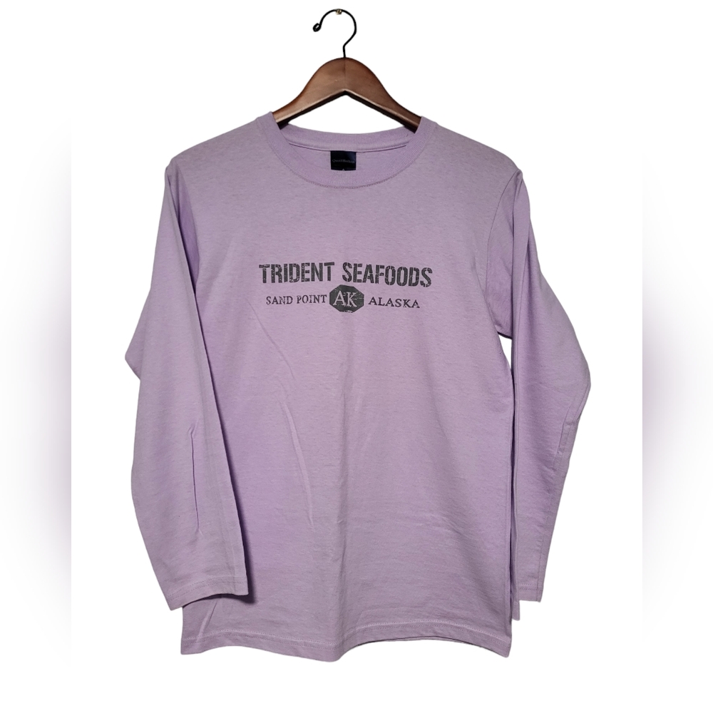 QuailHollow Women's Sweatshirt  Trident Seafood Sand Point Alaska Size Small.
